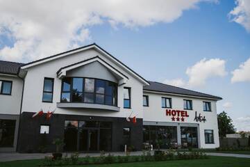 Фотографии Отель HOTEL Art Cafe г. Накло-над-Нотецён (Польша) №4 Фото Отель HOTEL Art Cafe г. Накло-над-Нотецён 4